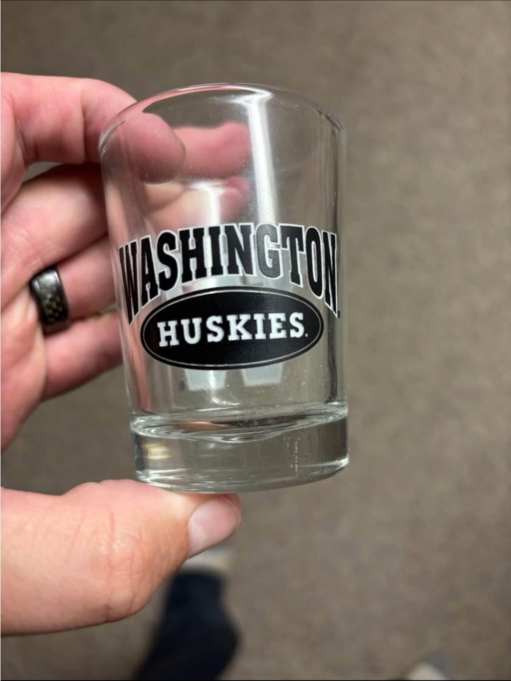 Washington huskies Logo Shot Glass